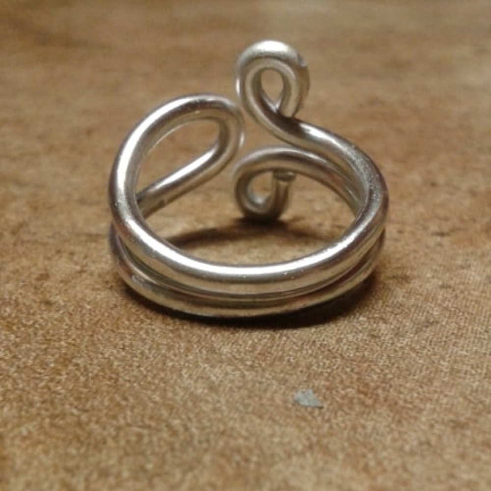 Wire Ring - Picture 2 of 4